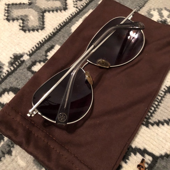 Tory Burch Sunglasses - Picture 7 of 7